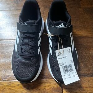 NWT Kids Adidas Runfalcon Shoes Size 13